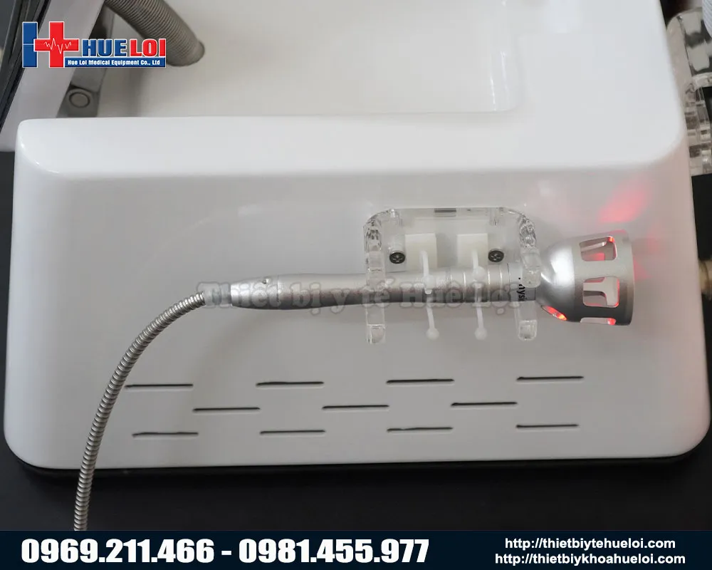 Tay cầm điều trị của máy laser EC30