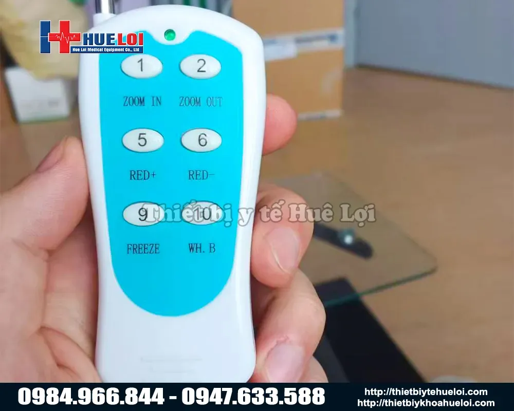 Tay cầm điều khiển của máy soi cổ tử cung sw302