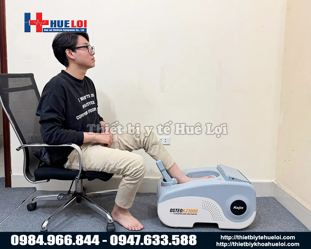 Trải nghiệm thực tế m&aacute;y đo lo&atilde;ng xương g&oacute;t ch&acirc;n bằng s&oacute;ng si&ecirc;u &acirc;m