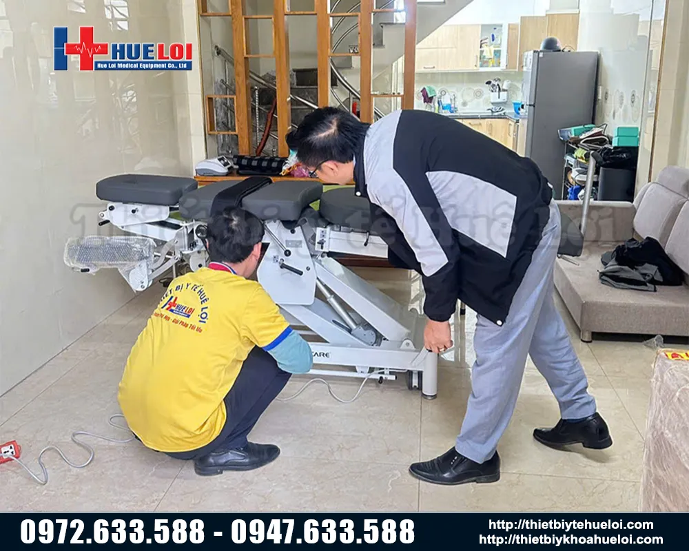 B&agrave;n giao giường t&aacute;c động cột sống cao cấp