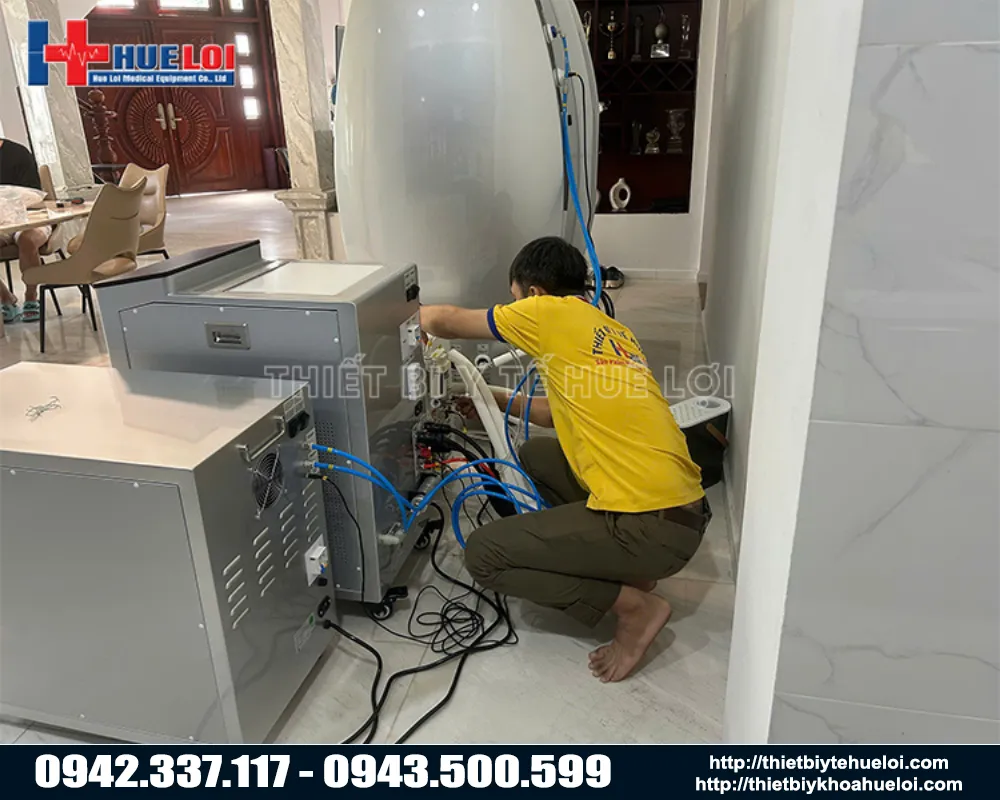 Huê Lợi bàn giao lắp đặt buồng oxy cao áp chính hãng