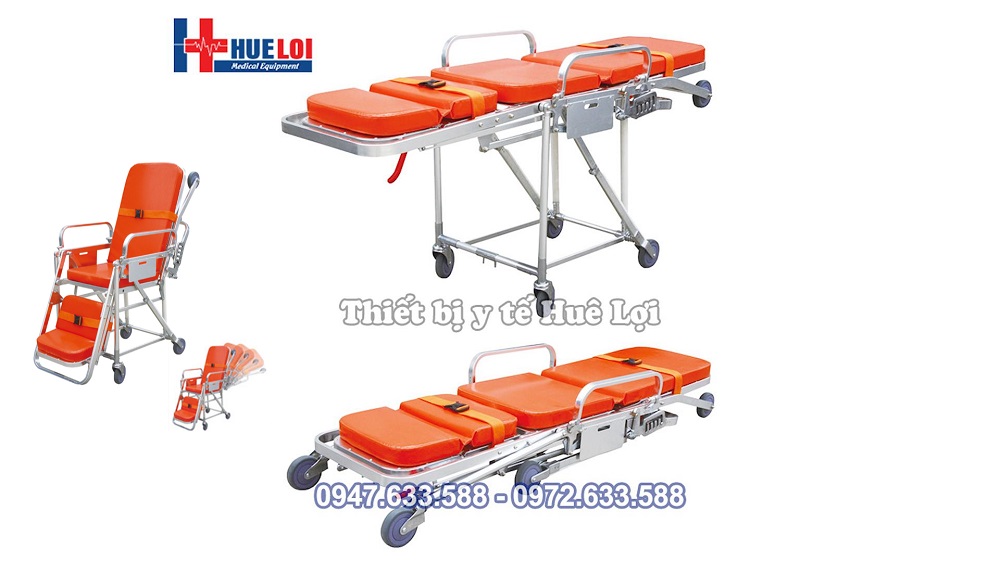 cáng cứu thương được dựng thành ghế dành cho xe cấp cứu